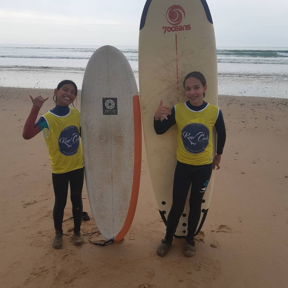 surf deux enfant planche keep cool surfing